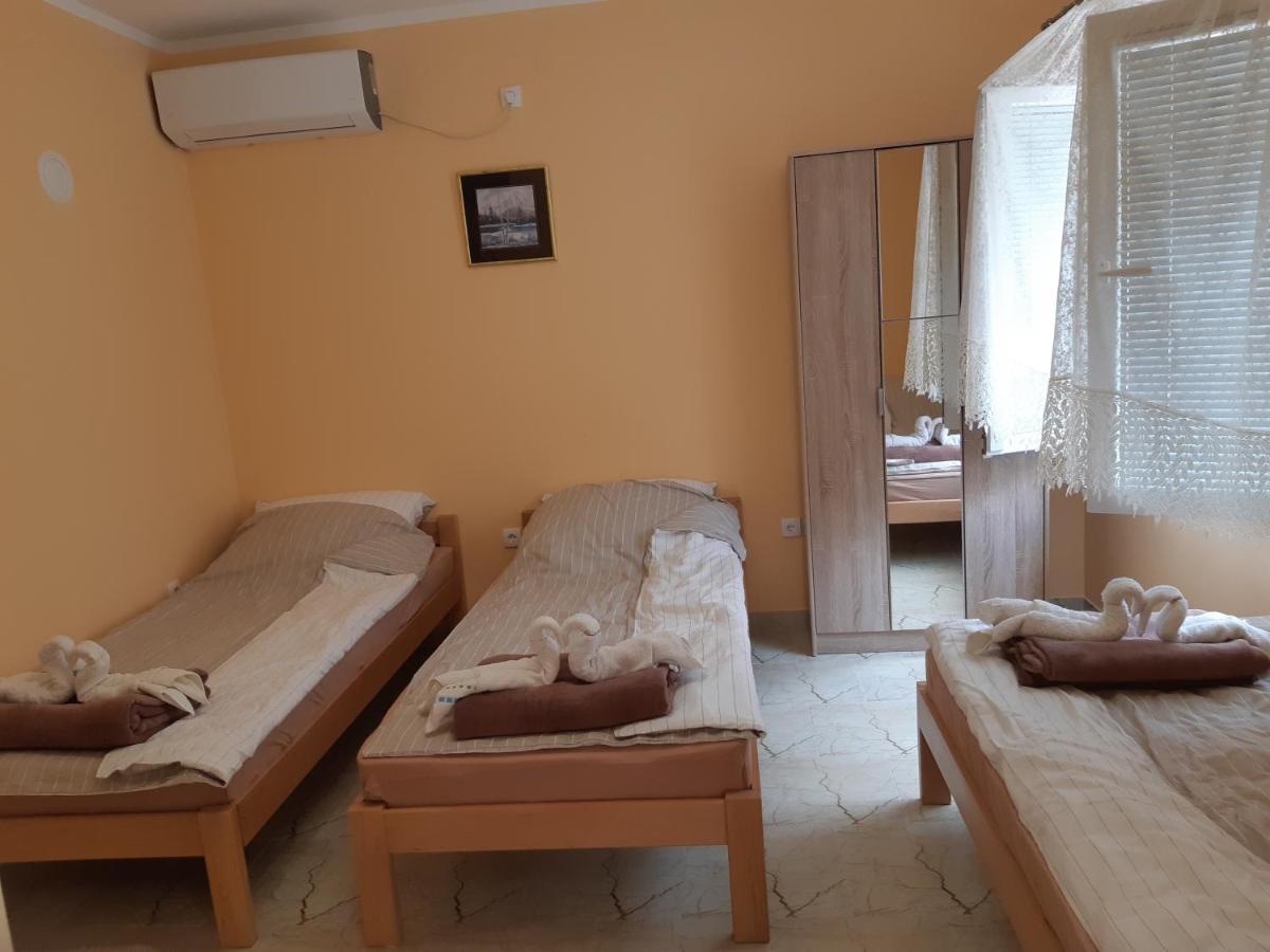 Appartamento Centar Vrdnik Esterno foto